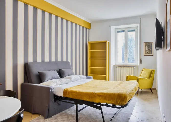 Apartamento Yellow Stripes - San Giovanni By Rhr